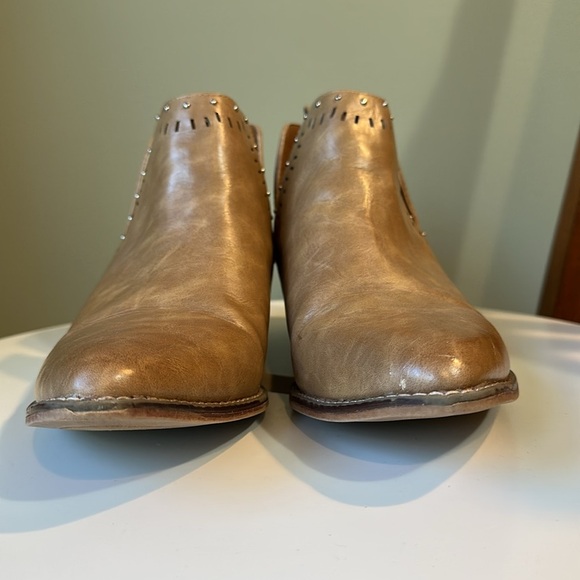 Madden Nellie Ankle Boots Laser Cut Out design Studded Block Heel Almond Toe - Picture 10 of 15